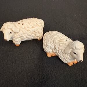 Apple Tree Designs  White Sheep Salt & Pepper Shakers